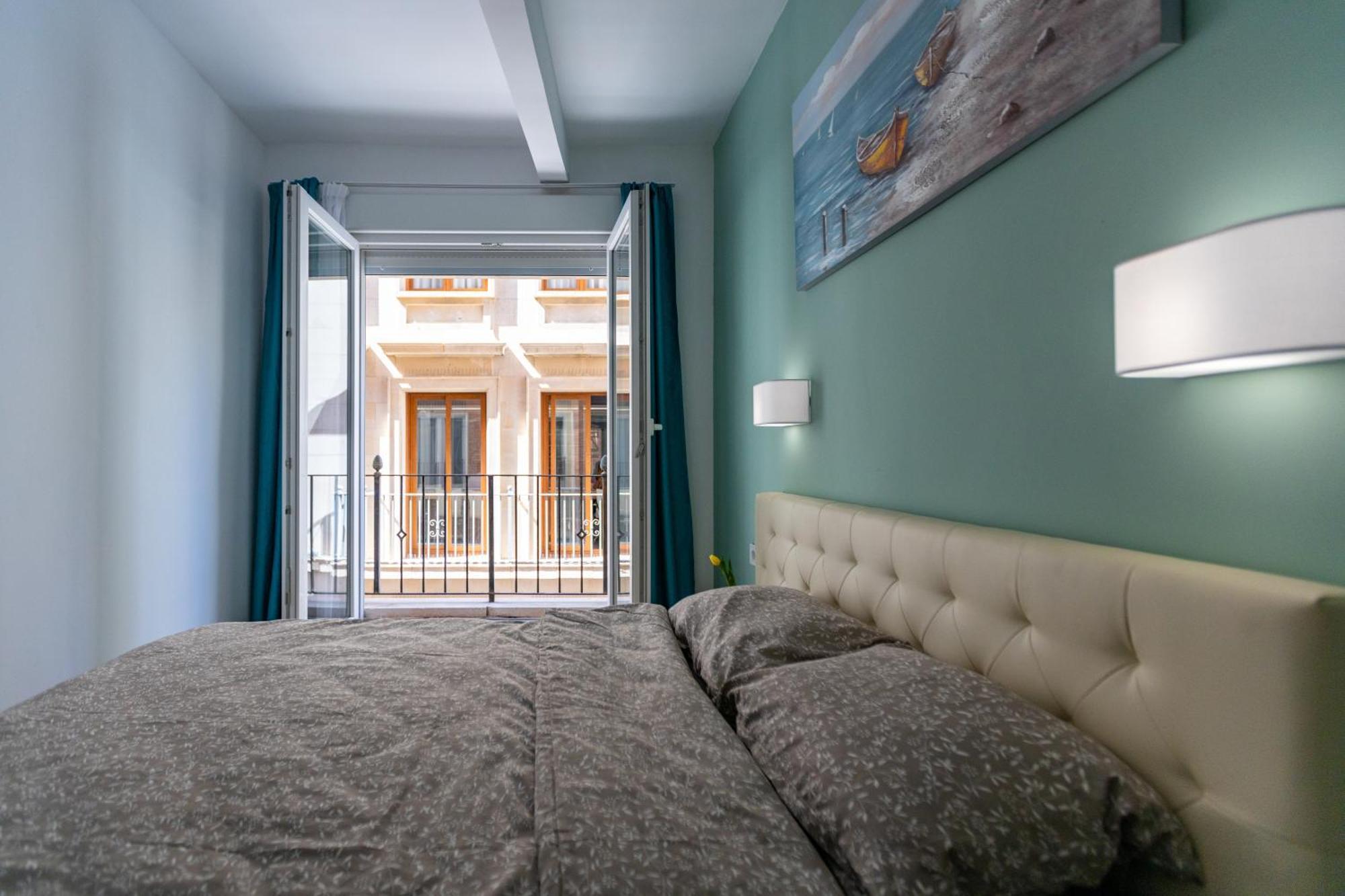 New Beach Apartments Alicante Bagian luar foto
